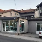 Aura 2 Apartament *